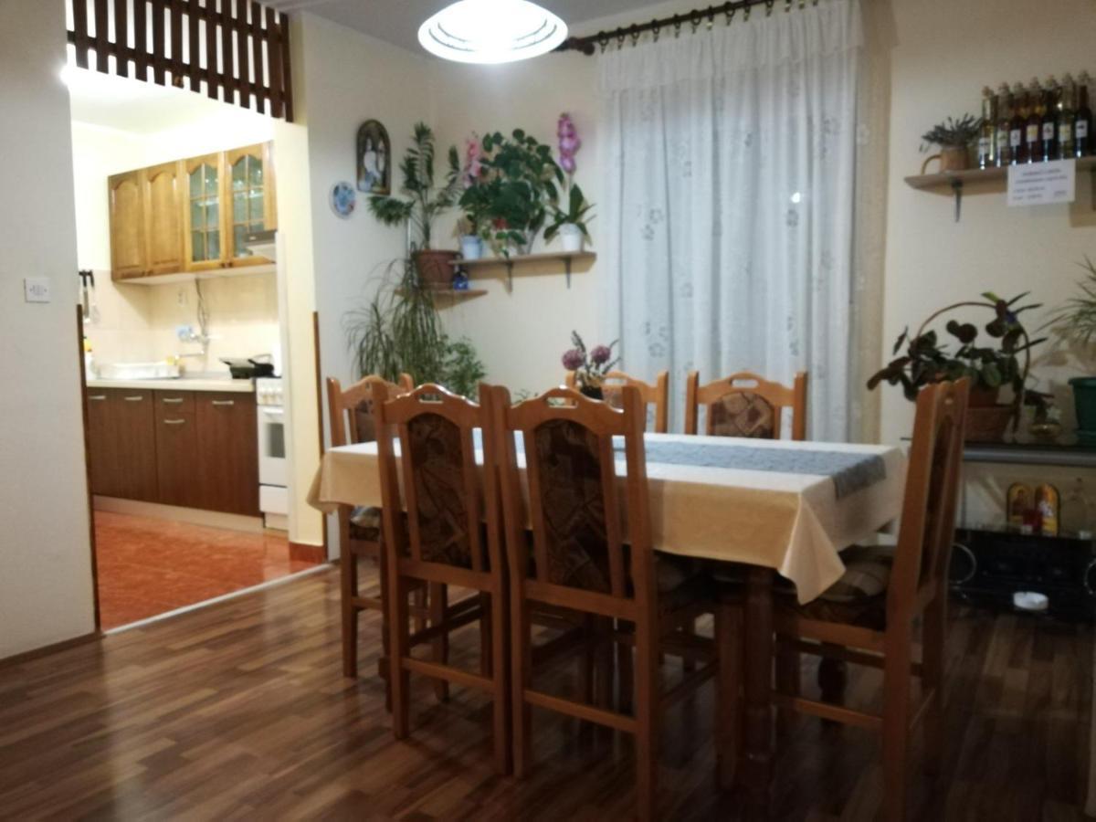 Apartamento Apartman Rosa Skradin Exterior foto